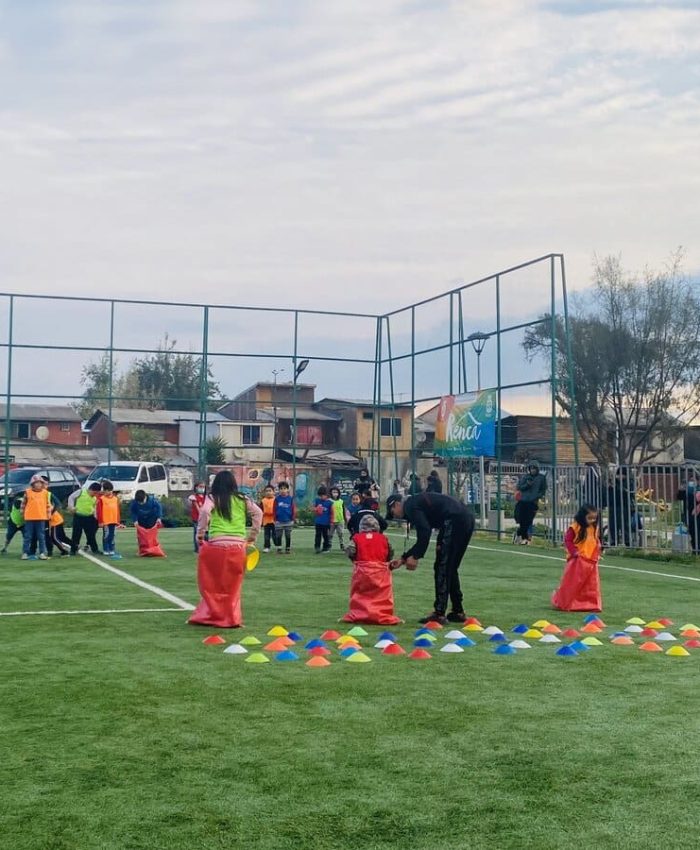 CELEBRACIONES DE FIESTAS PATRIAS EN GANÉMOSLE A LA CALLE